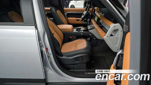 Land Rover Defender 2024 — фото 11