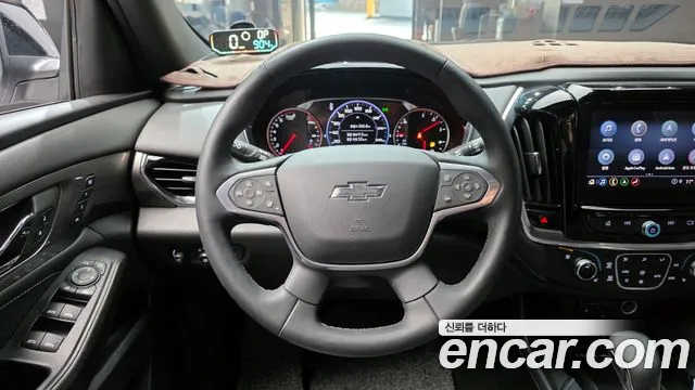ChevroletGMDaewoo Traverse 2023 — фото 13