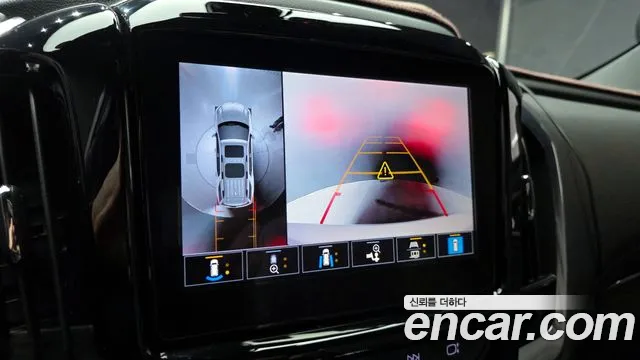 ChevroletGMDaewoo Traverse 2023 — фото 15