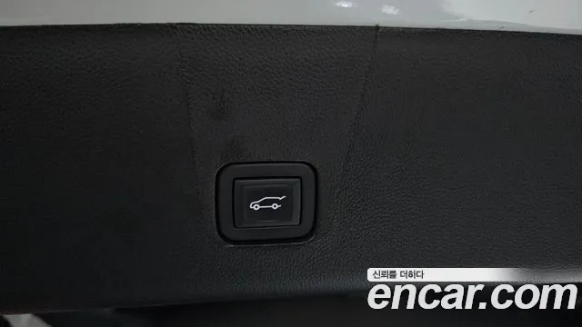 ChevroletGMDaewoo Traverse 2023 — фото 20