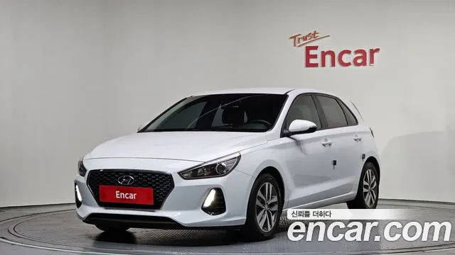 Hyundai i30 2018 — фото 1