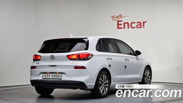 Hyundai i30 2018 — фото 2