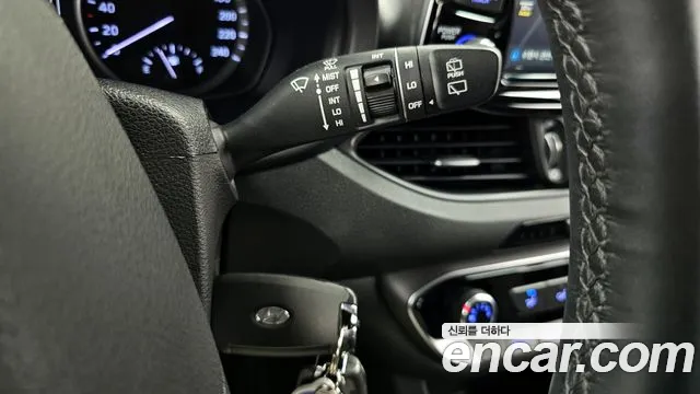 Hyundai i30 2018 — фото 16