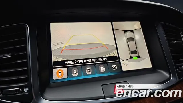 Hyundai Equus 2014 — фото 17