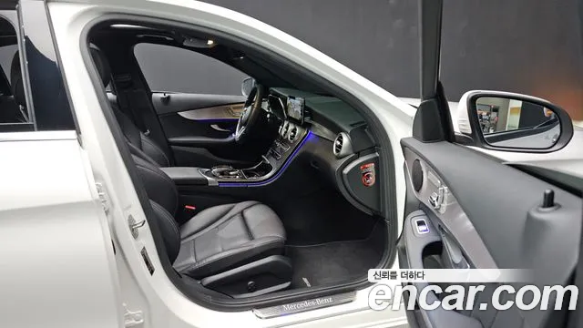 Mercedes-Benz C-Class 2021 — фото 18
