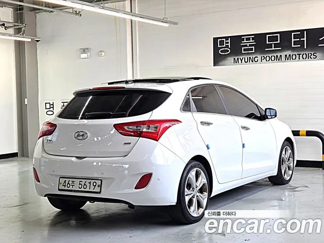 Hyundai i30 2012 — фото 17