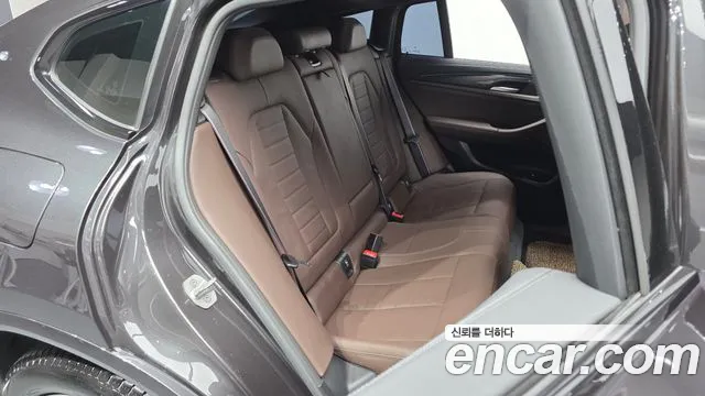 BMW X4 2023 — фото 12