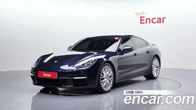 Porsche Panamera 2018 — фото 1