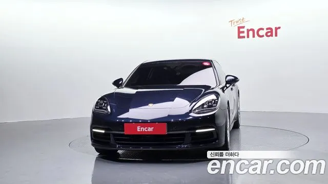 Porsche Panamera 2018 — фото 3