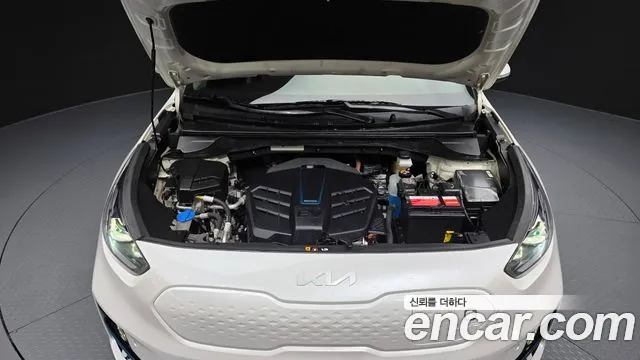Kia Niro 2022 — фото 18
