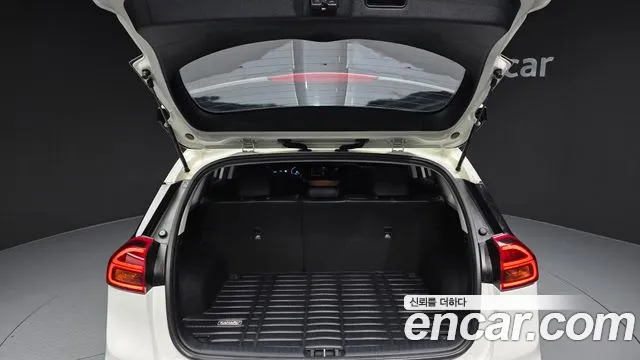 Kia Niro 2022 — фото 20