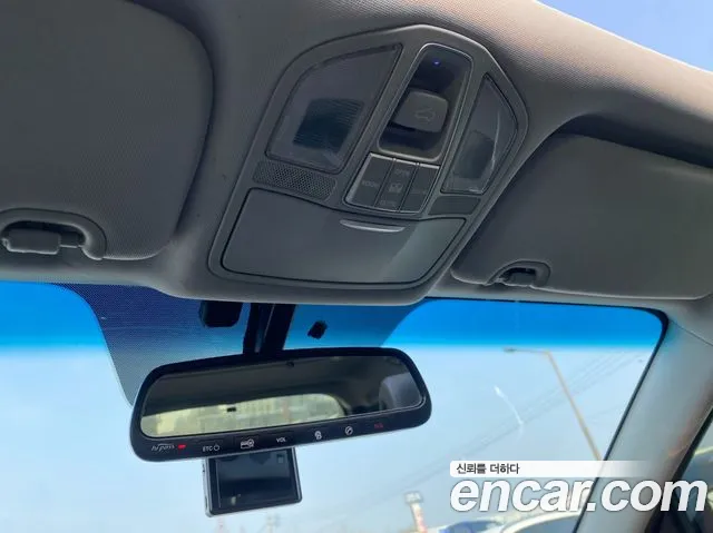 Hyundai Santafe 2015 — фото 12