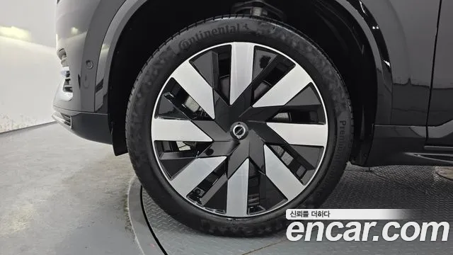 Volvo XC90 2024 — фото 5