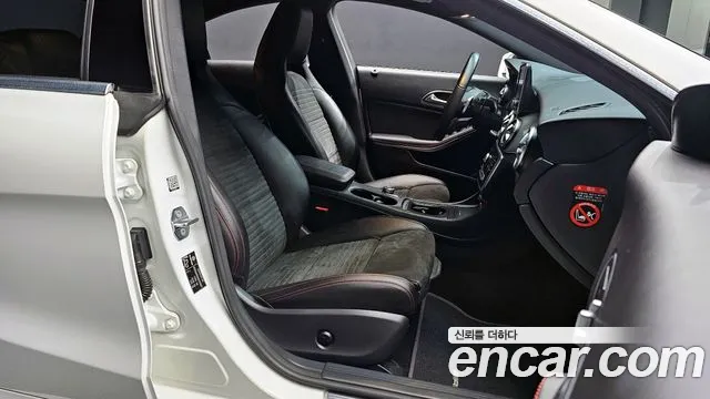 Mercedes-Benz CLA-Class 2019 — фото 10