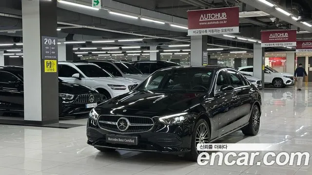 Mercedes-Benz C-Class 2025 — фото 1
