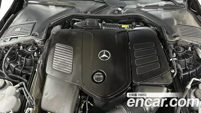 Mercedes-Benz C-Class 2025 — фото 6