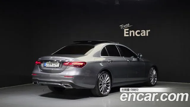 Mercedes-Benz E-Class 2022 — фото 2