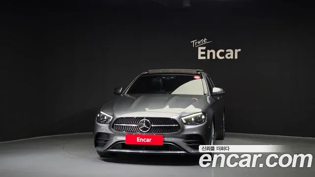 Mercedes-Benz E-Class 2022 — фото 3