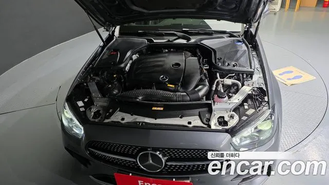 Mercedes-Benz E-Class 2022 — фото 6