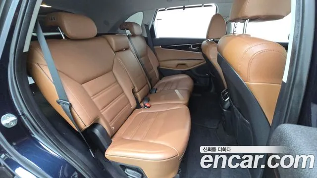 Kia Sorento 2019 — фото 12