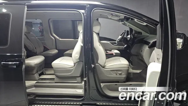 Hyundai Staria 2022 — фото 11
