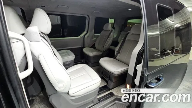Hyundai Staria 2022 — фото 12