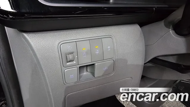 Hyundai Staria 2022 — фото 17