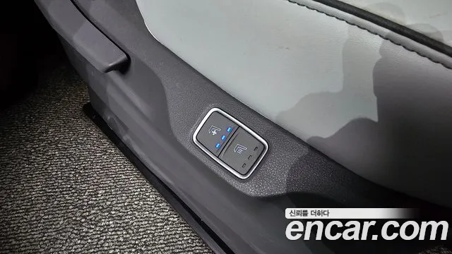Hyundai Staria 2022 — фото 19