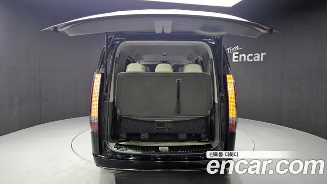 Hyundai Staria 2022 — фото 20