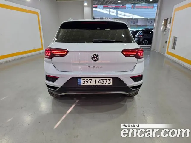 Volkswagen T-Roc 2021 — фото 4