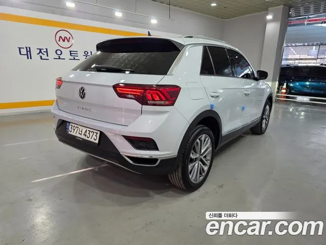 Volkswagen T-Roc 2021 — фото 5