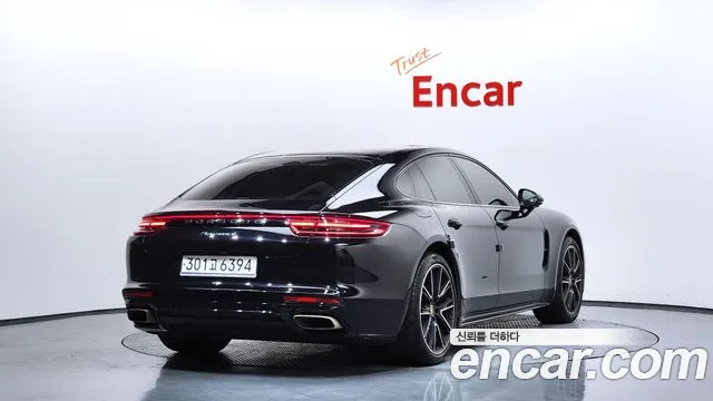 Porsche Panamera 2020 — фото 2