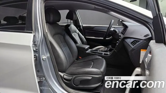 Hyundai Sonata 2016 — фото 10