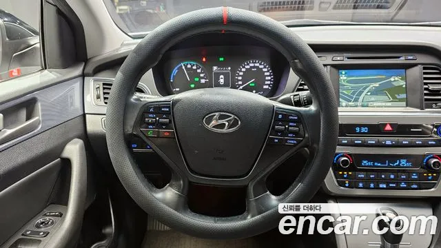 Hyundai Sonata 2016 — фото 13