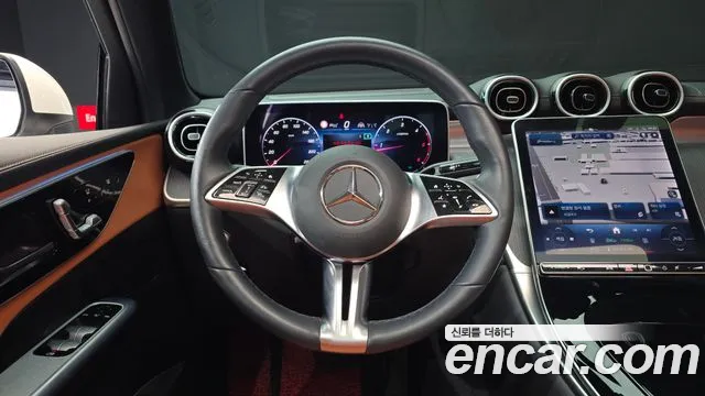 Mercedes-Benz GLC-Class 2024 — фото 13