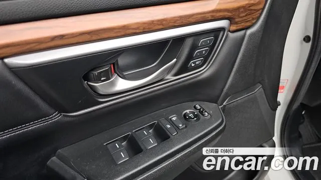 Honda CR-V 2017 — фото 17