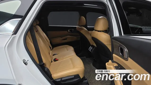 Kia Sorento 2021 — фото 13