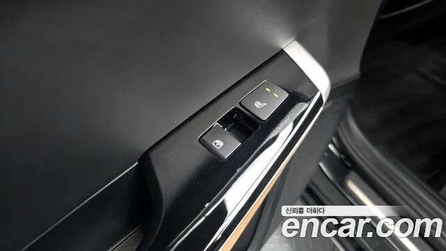 Kia EV6 2023 — фото 19