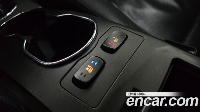 KG_Mobility_Ssangyong KORANDO 2017 — фото 17