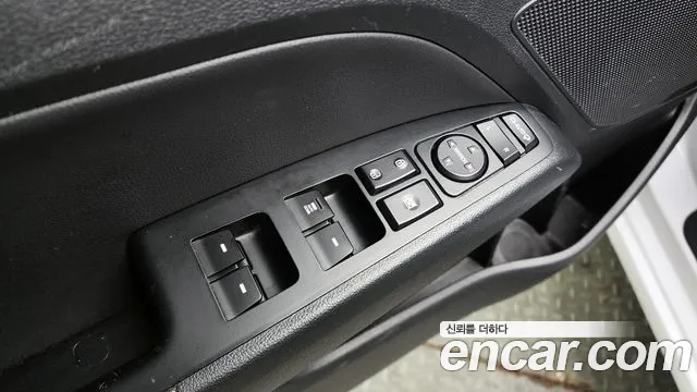 Hyundai AVANTE 2019 — фото 14
