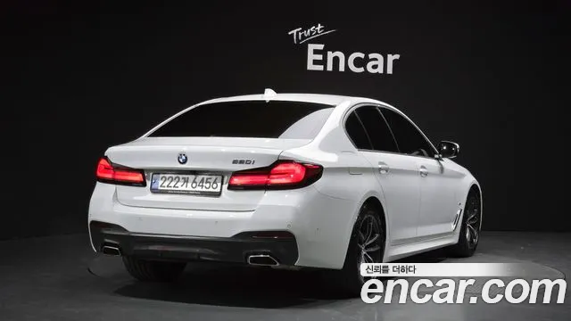 BMW 5-Series 2023 — фото 2