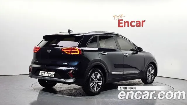 Kia Niro 2020 — фото 2
