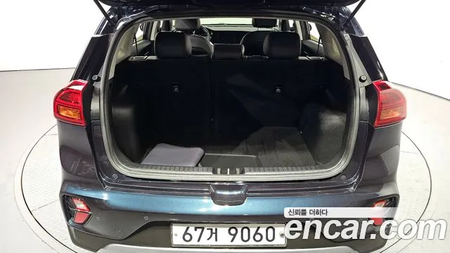 Kia Niro 2020 — фото 20