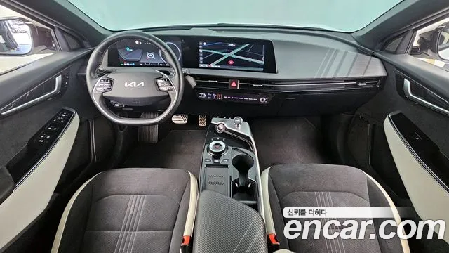 Kia EV6 2022 — фото 7