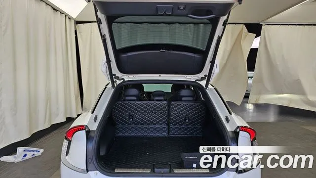 Kia EV6 2022 — фото 20