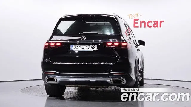 Mercedes-Benz GLS-Class 2024 — фото 4