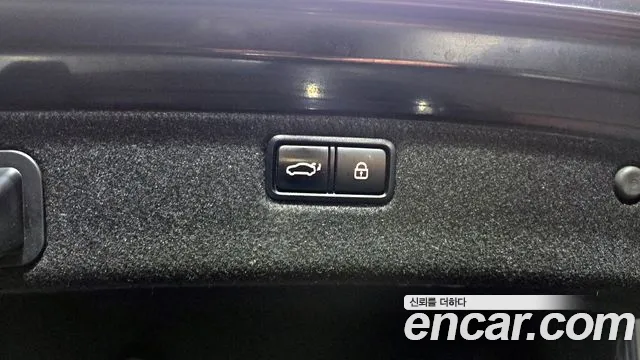 Hyundai Genesis 2016 — фото 20