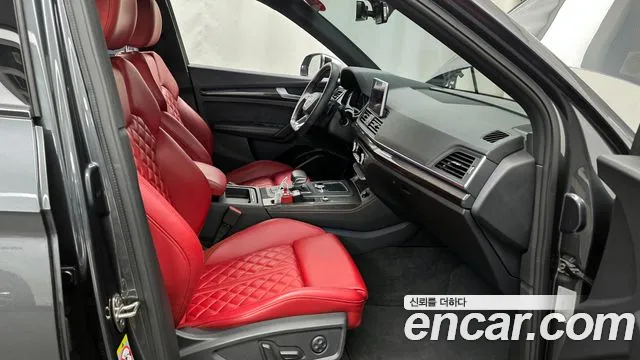 Audi SQ5 2020 — фото 11