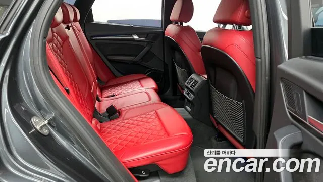 Audi SQ5 2020 — фото 12