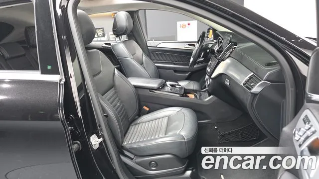 Mercedes-Benz GLE-Class 2018 — фото 11